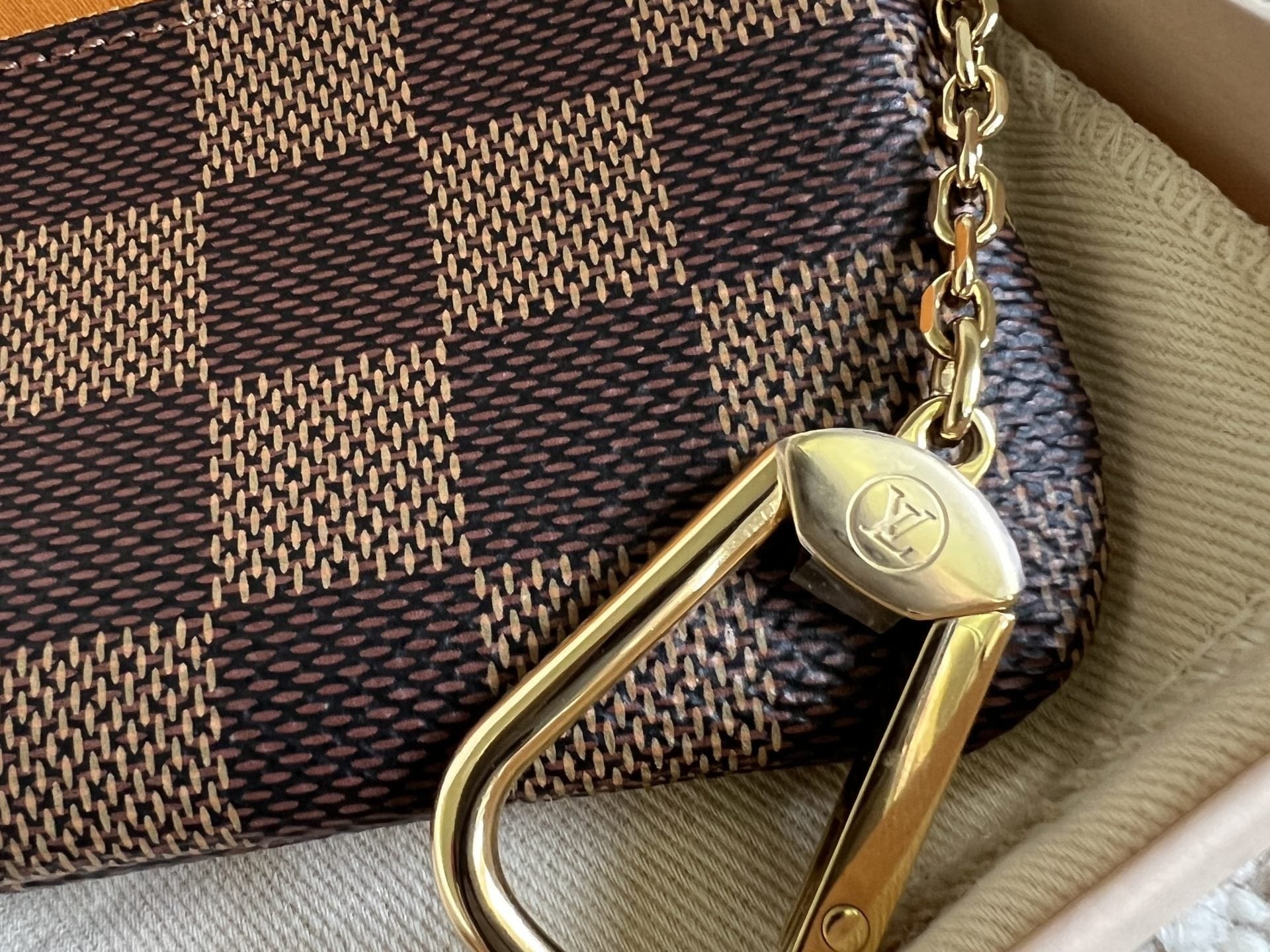 Louis Vuitton Pouch Purse Louis Vuitton  Damier Ebene Zipped Coin Purse - Redeluxe