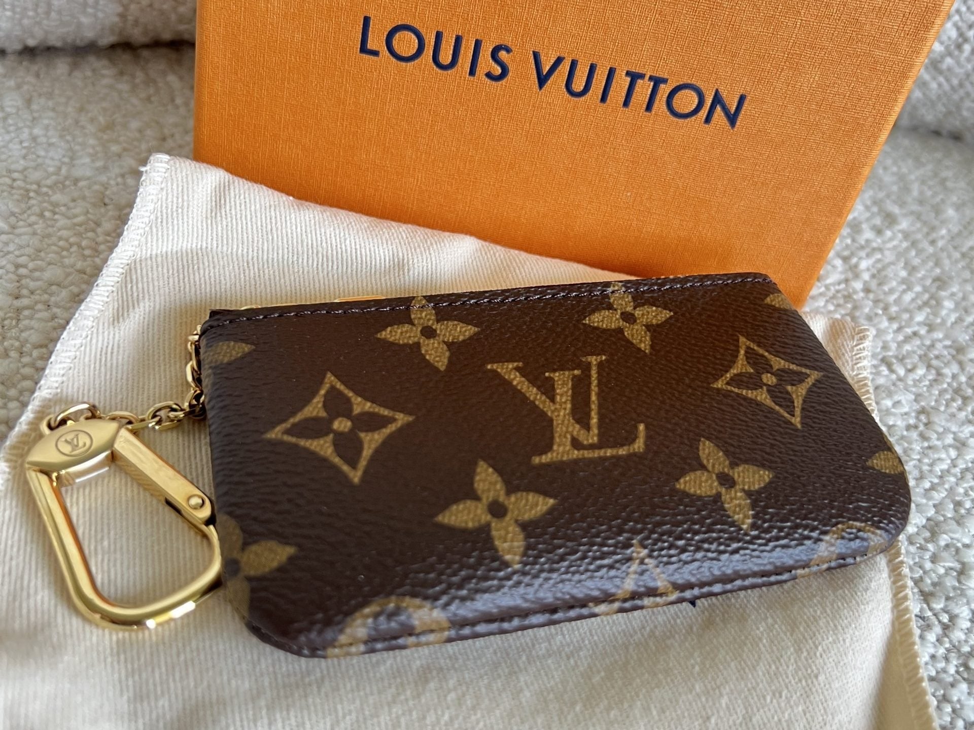 Louis Vuitton Pouch Purse Louis Vuitton  Zipped Coin Purse - Redeluxe