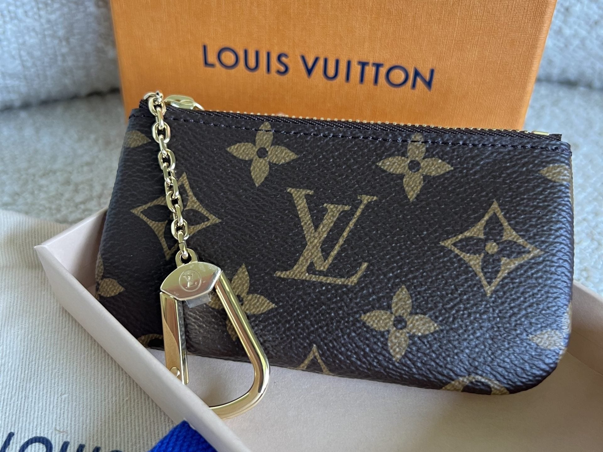 Louis Vuitton Pouch Purse Louis Vuitton  Zipped Coin Purse - Redeluxe
