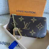 Louis Vuitton Pouch Purse Louis Vuitton  Zipped Coin Purse - Redeluxe