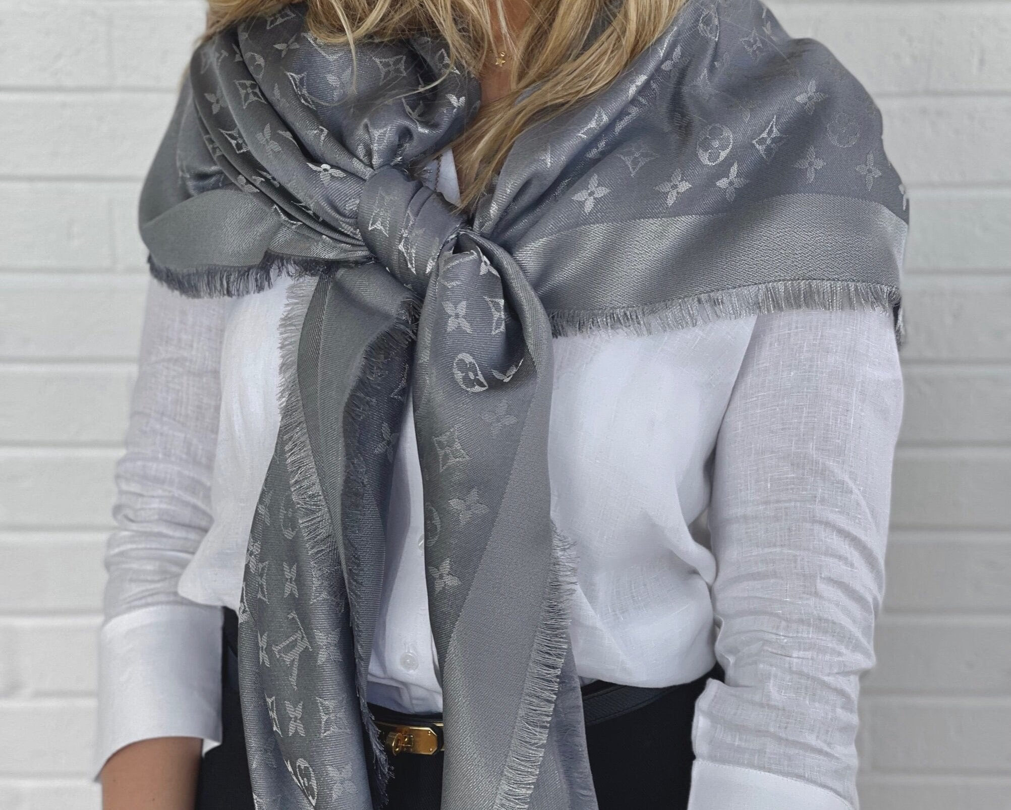 Louis Vuitton Shawl Grey Monogram Shine Shawl Charcoal Grey (M75120) - Redeluxe