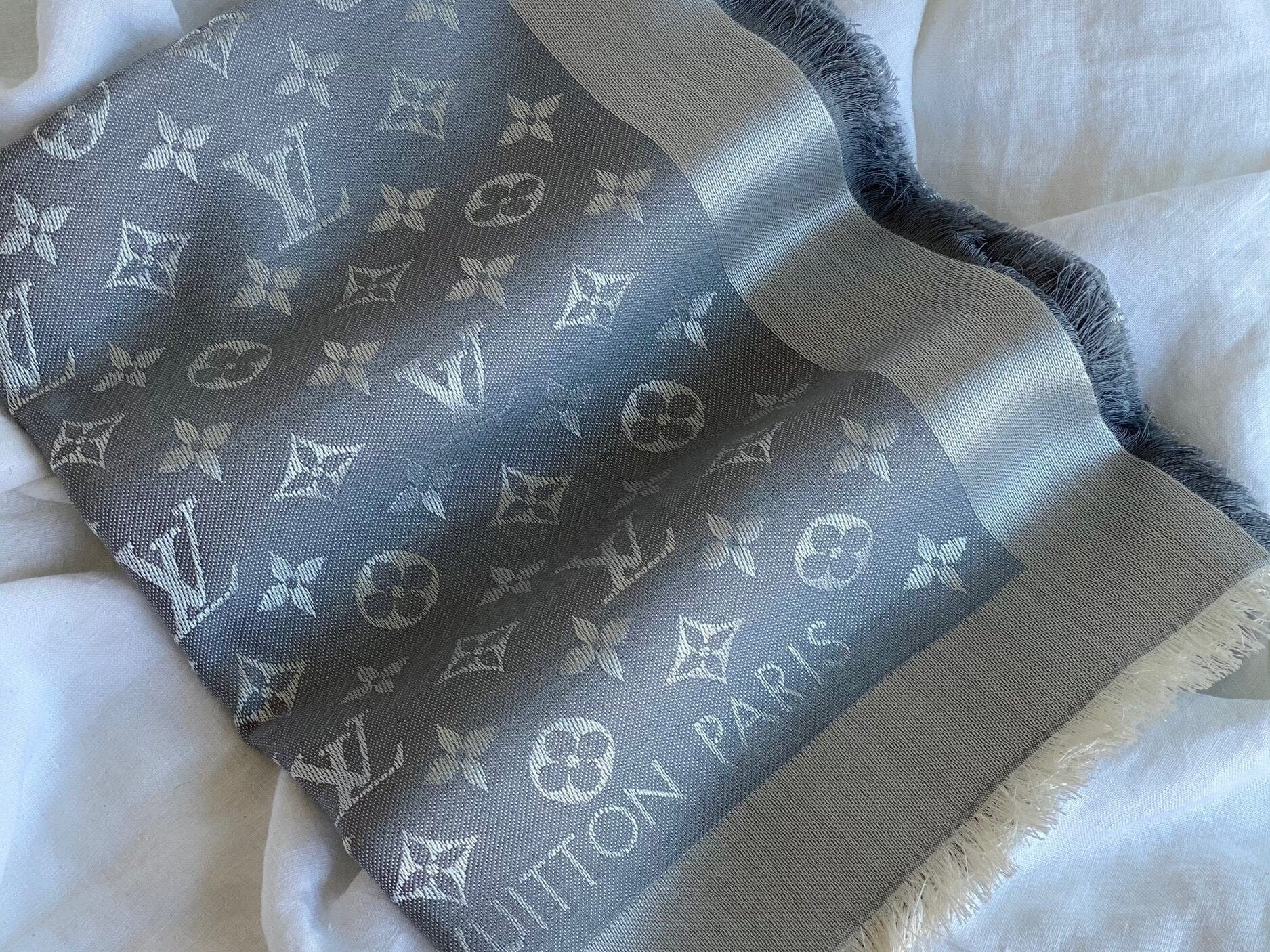 Louis Vuitton Shawl Louis Vuitton Monogram Shawl Pearl Grey (M70804) - Redeluxe