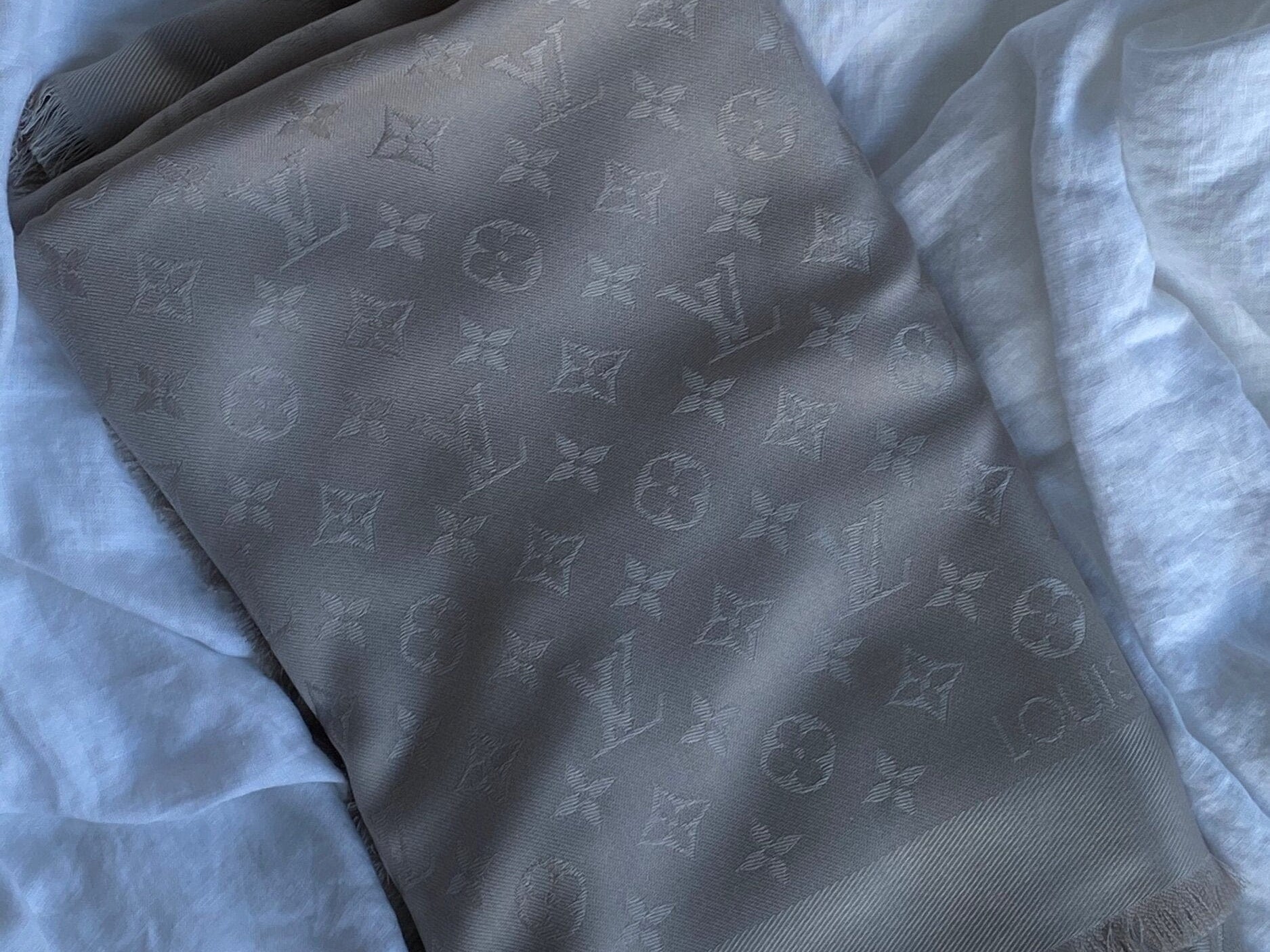 Louis Vuitton Shawl MONOGRAM SHAWL GREIGE (M71336) - Redeluxe