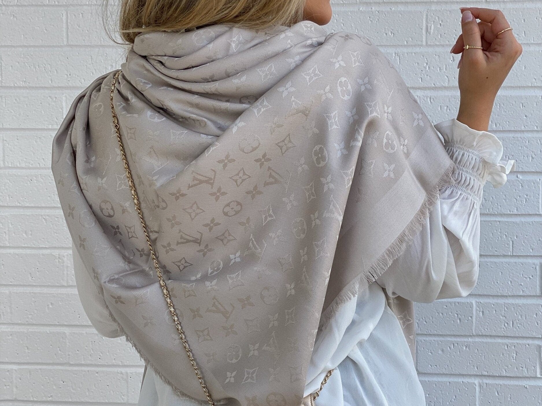 Louis Vuitton Shawl MONOGRAM SHAWL GREIGE (M71336) - Redeluxe