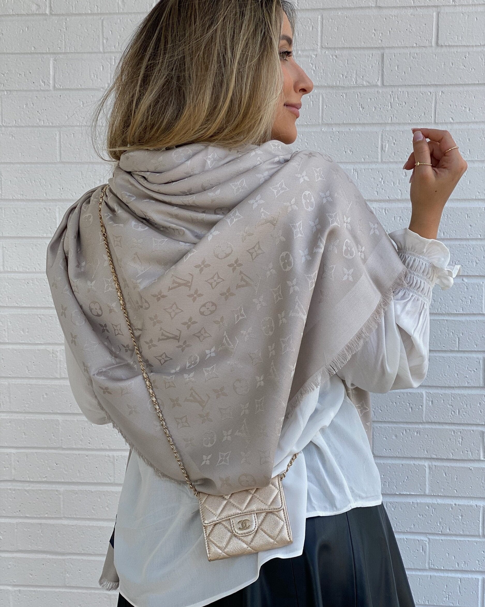 Louis Vuitton Shawl MONOGRAM SHAWL GREIGE (M71336) - Redeluxe