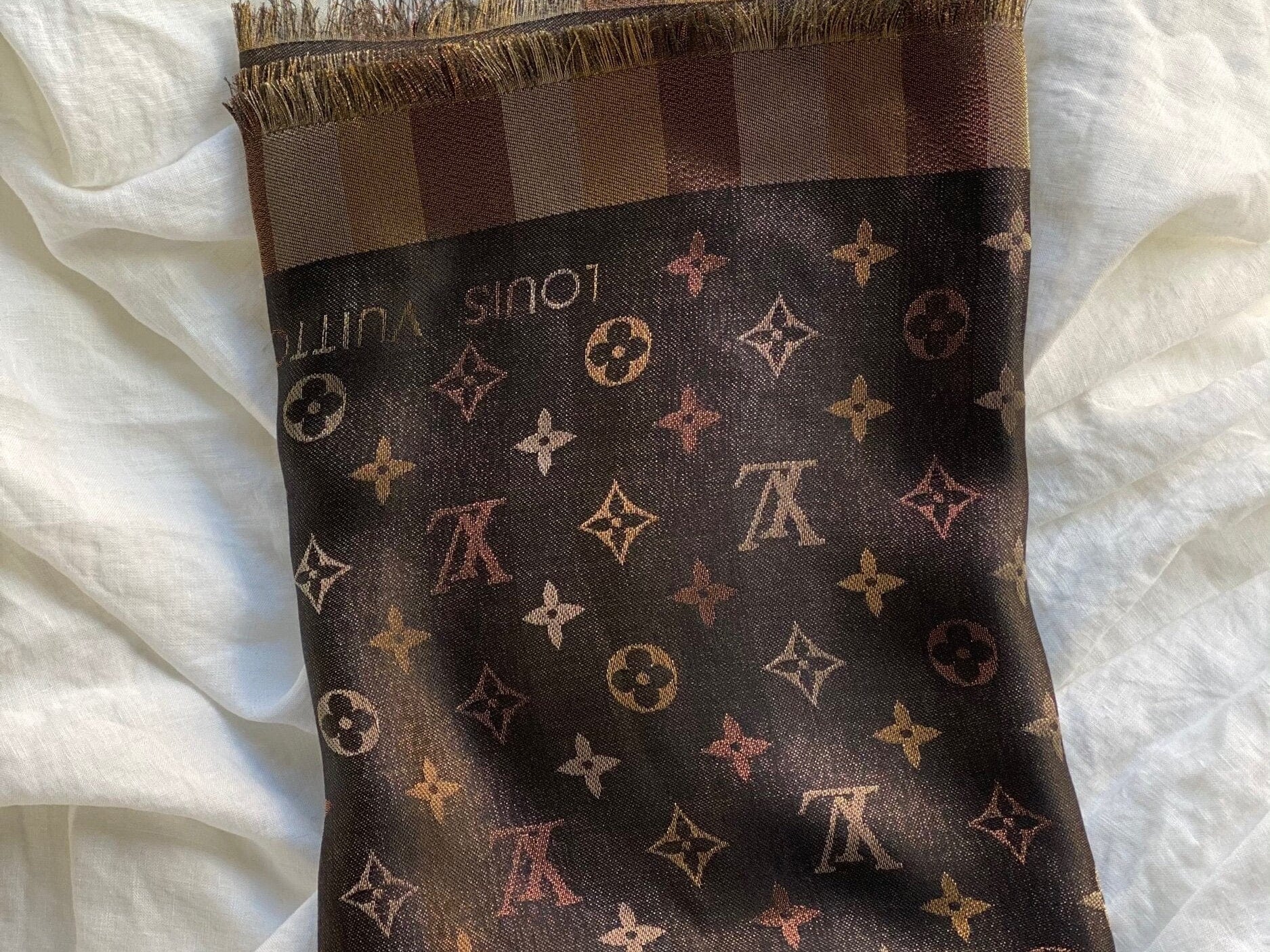 Louis Vuitton Shawl SO SHINE MONOGRAM SHAWL BLACK (M71548) - Redeluxe