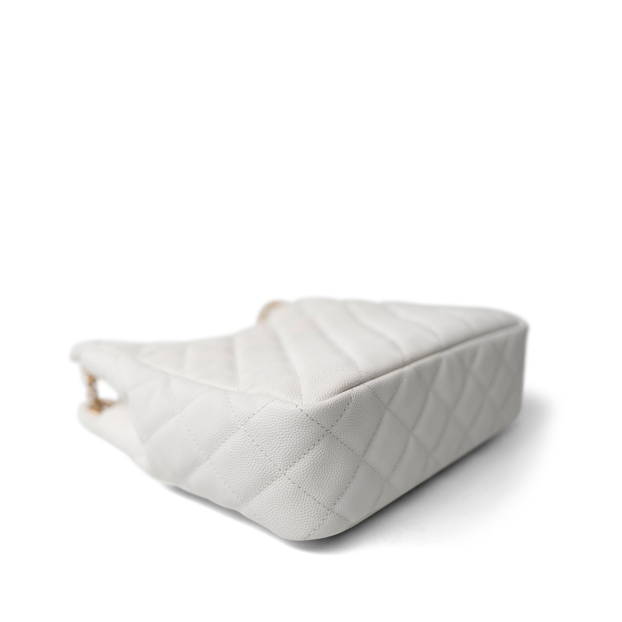 REDELUXE 23C White Caviar Quilted Medium/Large Hobo Bag Aged Gold Hardware - Redeluxe